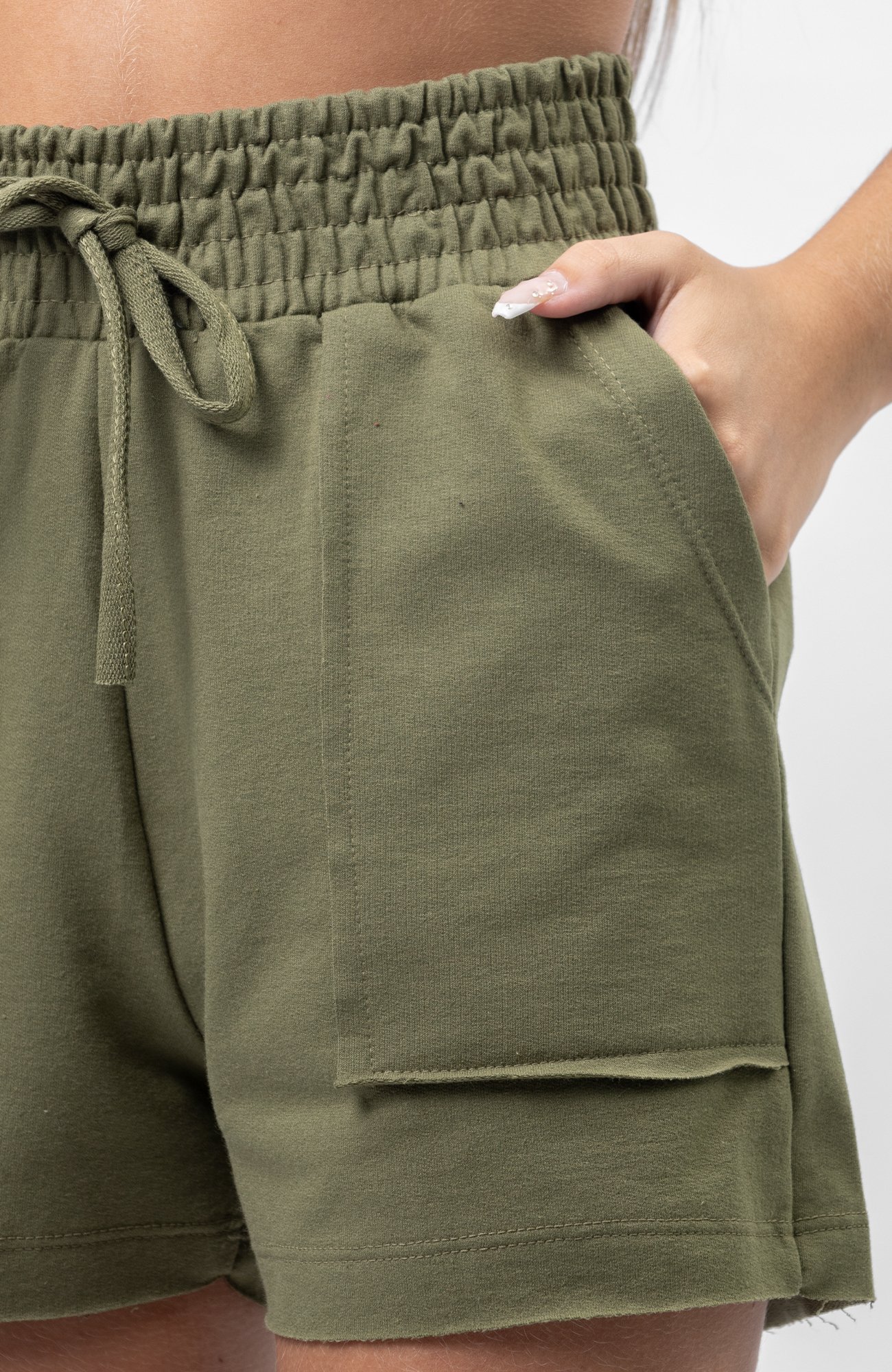Shorts Com Bolso Sobreposto Moletinho